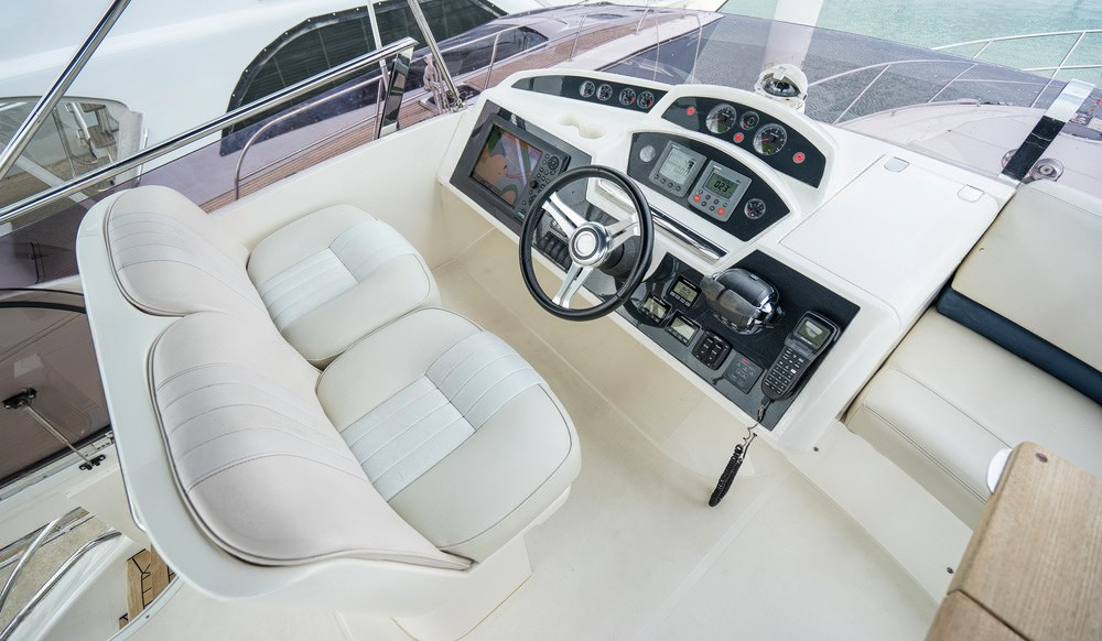 INTERIOR CLEANING